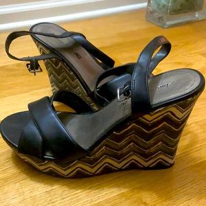 American Eagle 4.5” wedges size 9